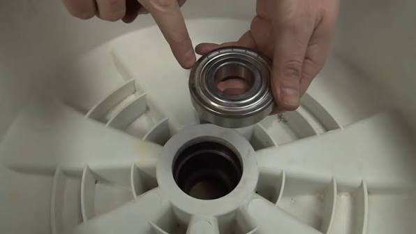 Washing machine drum bearing